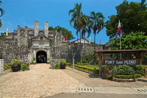  The Majestic Ruins of Fort San Pedro: A Window into Cebu's Colonial Past!