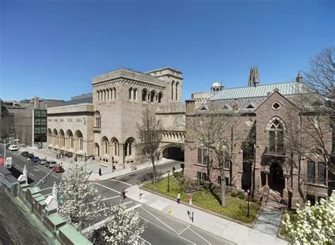  Yale University Art Gallery: Uma Jornada Através de Milênios de Criatividade!