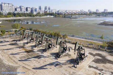  Museu Memorial da Revolução do Petróleo de Daqing: Uma Jornada Fascinante Através da História Energética da China!