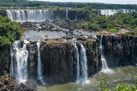 Parque Nacional de Qitaihe - Uma Joia Natural Escondida no Coração da China!